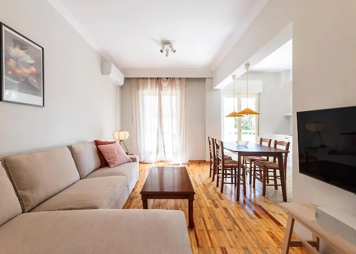 F & B Collection - Flat For 4