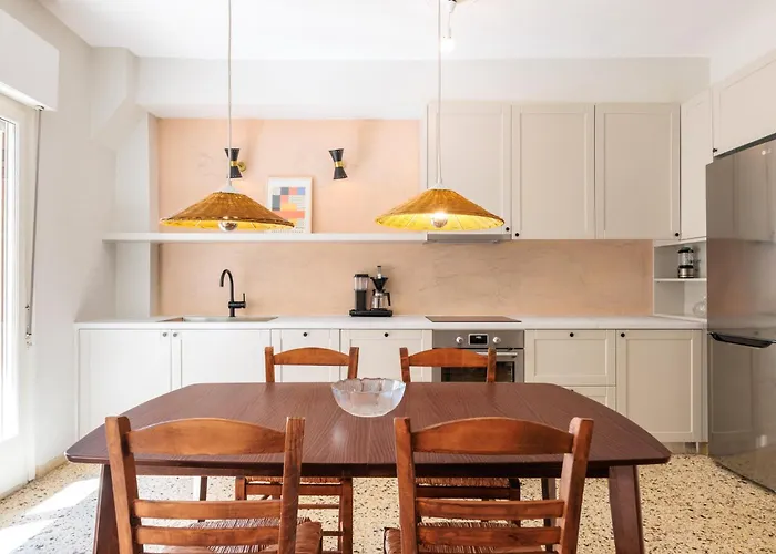 F & B Collection - Flat For 4